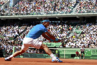 Nadal devuelve un golpe en el partido de ayer contra Soderling.