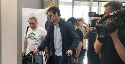 Lopetegui, a punto de coger el avión de regreso a España tras ser destituido.