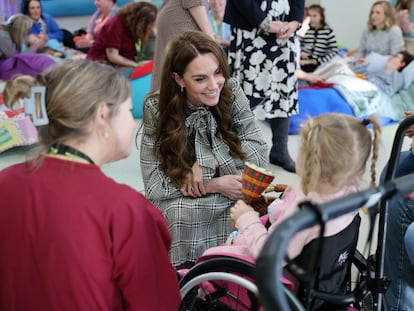 Kate Middleton, el 30 de enero de 2025, en su visita al hospital TA Hafan en Sully (Gales).