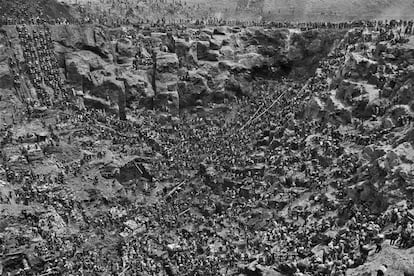 Vista general en 1986 de la mina de Serra Pelada, donde trabajaron 50.000 buscadores de oro.