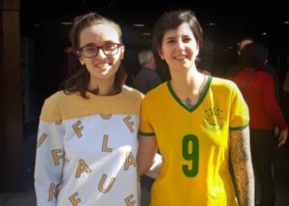 Carolina e Isabella foram ao SESC para ver o duelo entre Brasil e Austrália.