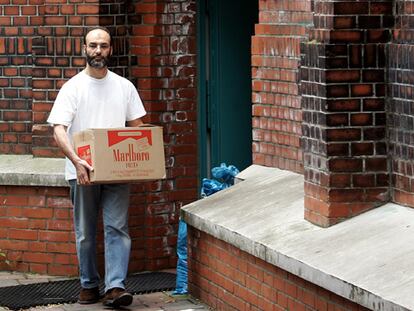 Mamoun Darkazanli sale ayer de la cárcel de Hamburgo, tras conocerse el fallo del Tribunal Constitucional.