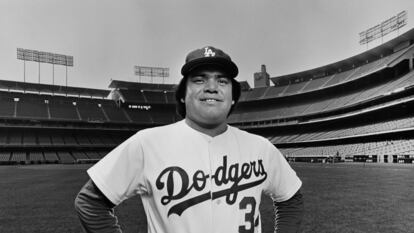 El lanzador de los Dodgers, Fernando Valenzuela, en 1981 en Los Ángeles, California.