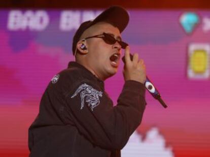 El cantante puertorriqueño ofrece un concierto sin tregua en la primera jornada del festival Río Babel en Madrid