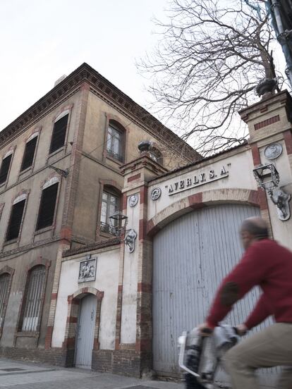 Entrada de la fundición aragonesa Averly.