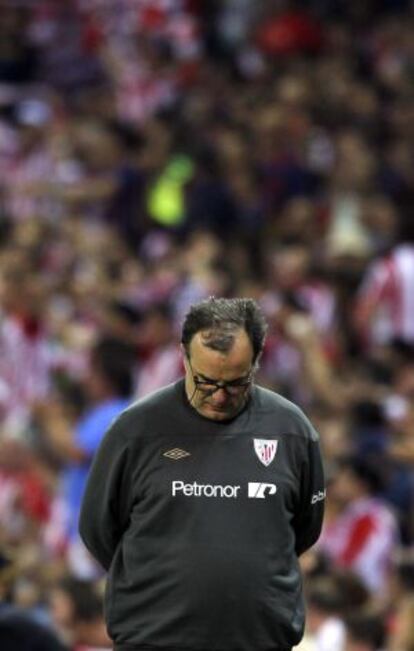 Bielsa, cabizbajo en la final de la Copa del Rey