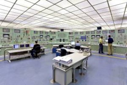 Imagen de archivo de la sala de control de la central nuclear de Santa Mara de Garo?a.