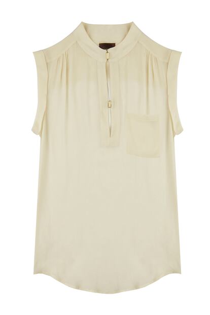 Esta blusa de color crudo sin mangas es de Cortefiel, y se vende con un precio de 49,99 euros.