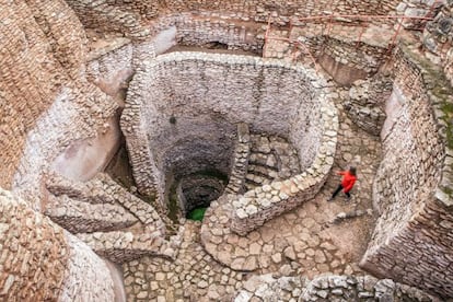 El yacimiento prehist&oacute;rico de la Motilla del Azuer. 