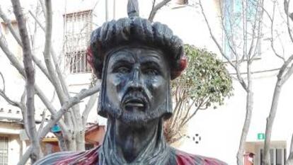 El busto de Abderramán III en Cadrete, Zaragoza.