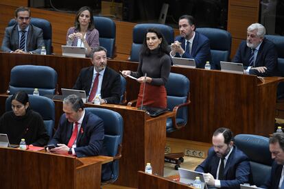 La portavoz de Vox en la Asamblea de Madrid, Rocío Monasterio, interviene este jueves en el pleno de la Asamblea de Madrid.