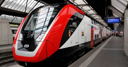 Tren de Bombardier en Zúrich (Suiza).