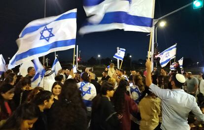 Protesta para pedir una actuación militar israelí más dura en Gaza, el pasado miércoles en la ciudad israelí de Sderot.