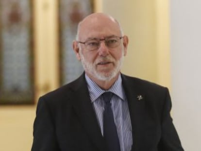 El ministro de Justicia glosa la figura del fiscal general del Estado fallecido en Buenos Aires