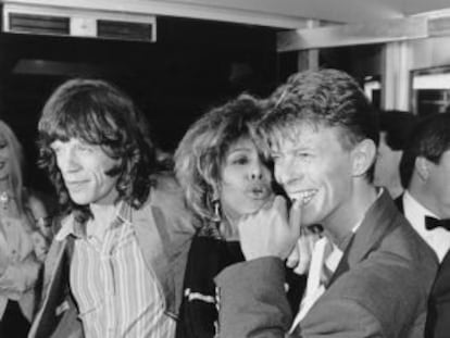 Mick Jagger, Tina Turner y David Bowie en 1986.