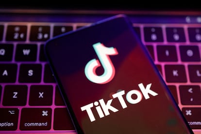 TikTok app logo