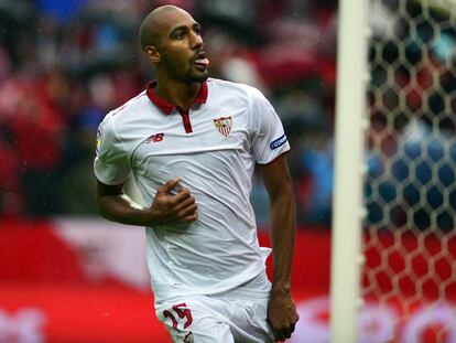 N'Zonzi celebra el gol de la victoria del Sevilla.