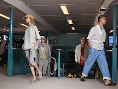 El desfile de Tommy Hilfiger para la próxima primavera-verano 2025.