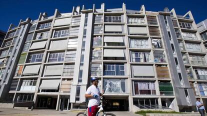 Viviendas públicas en Madrid vendidas a fondos buitre.