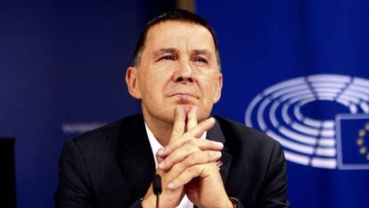 El coordinador general de EH Bildu, Arnaldo Otegi, durante su comparecencia ante los medios hoy en Bruselas.