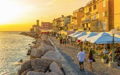 Atardecer en la ciudad de Piran, en Eslovenia. 