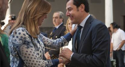 Susana Díaz with Juan Manuel Moreno Bonilla, the PP's leader in Andalusia, last July.