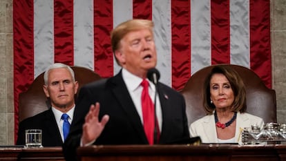 El presidente de EE UU, Donald Trump, el vicepresidente, Mike Pence, y la presidenta de la Cámara, Nancy Pelosi, durante el discurso sobre el estado de la Unión.