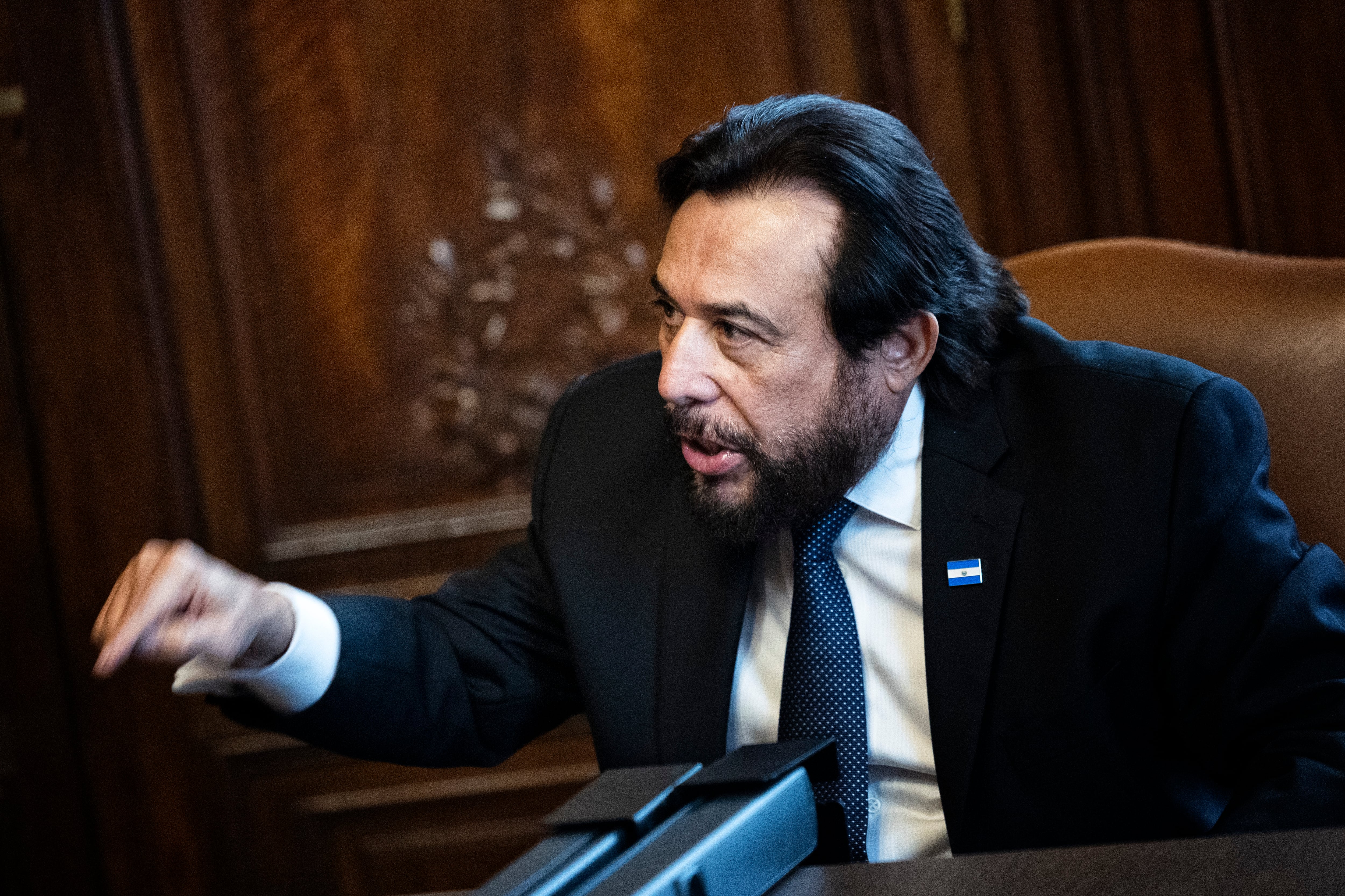Félix Ulloa, vicepresidente de El Salvador en un momento de la entrevista.