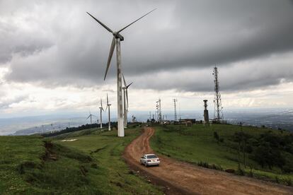 Turbinas en Kajado, Kenia, en 2021. 
