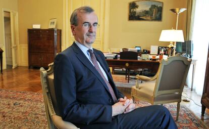 François Villeroy de Galhau, gobernador del Banco de Francia, en su despacho del Banco de Francia.
