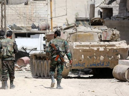 Exército sírio na região do suposto ataque químico em Duma