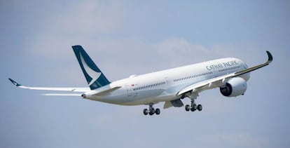 El A350 de Cathay Pacific utiliza un 10% de biocombustible.