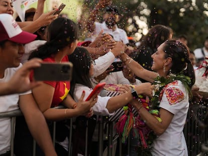 Claudia Sheinbaum durante un acto de campaña en Miahuatlán de Porfirio Díaz, Oaxaca, el 26 de marzo de 2024.