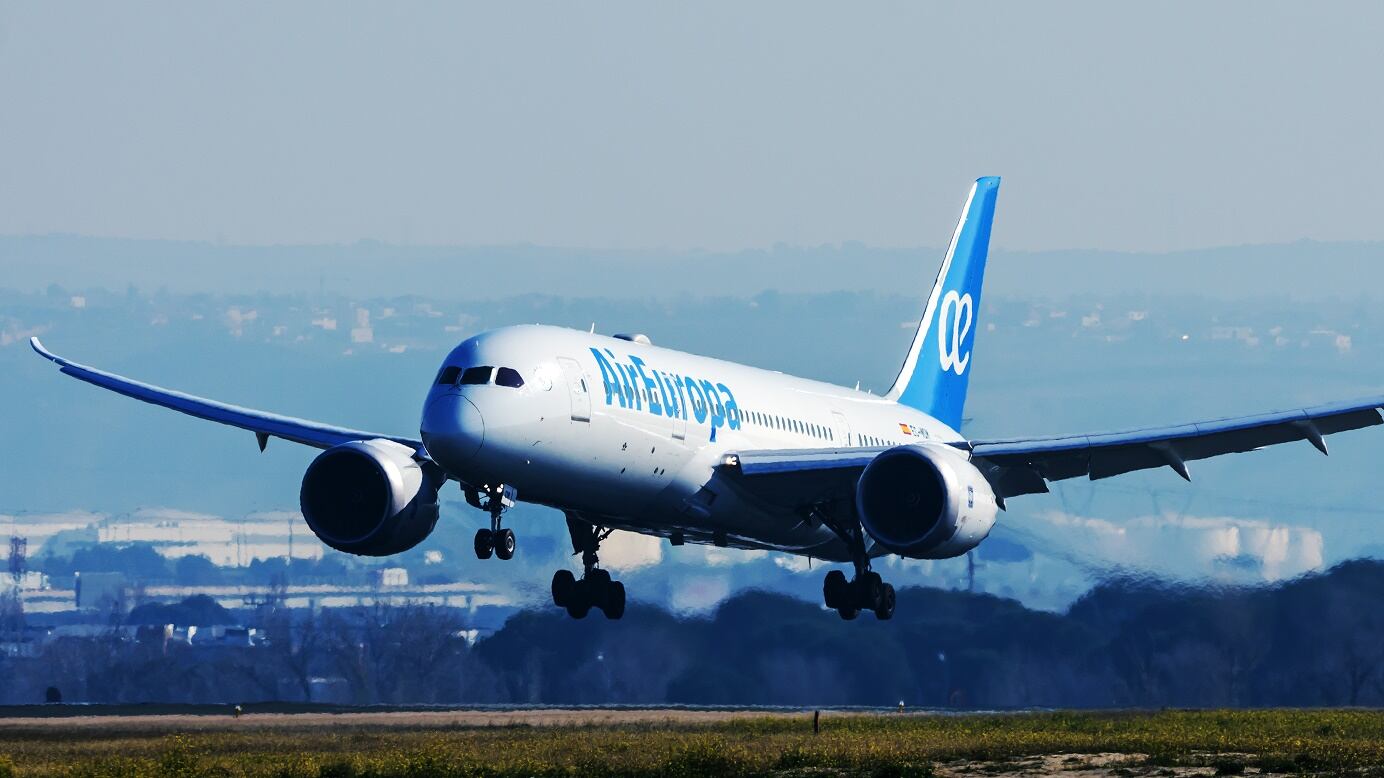 Air Europa logra blindarse frente a subidas del combustible en puertas de su entrada en IAG