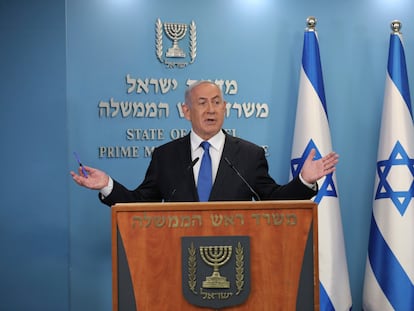 El primer ministro de Israel, Benjamin Netanyahu, durante el anuncio del acuerdo en rueda de prensa, este jueves.