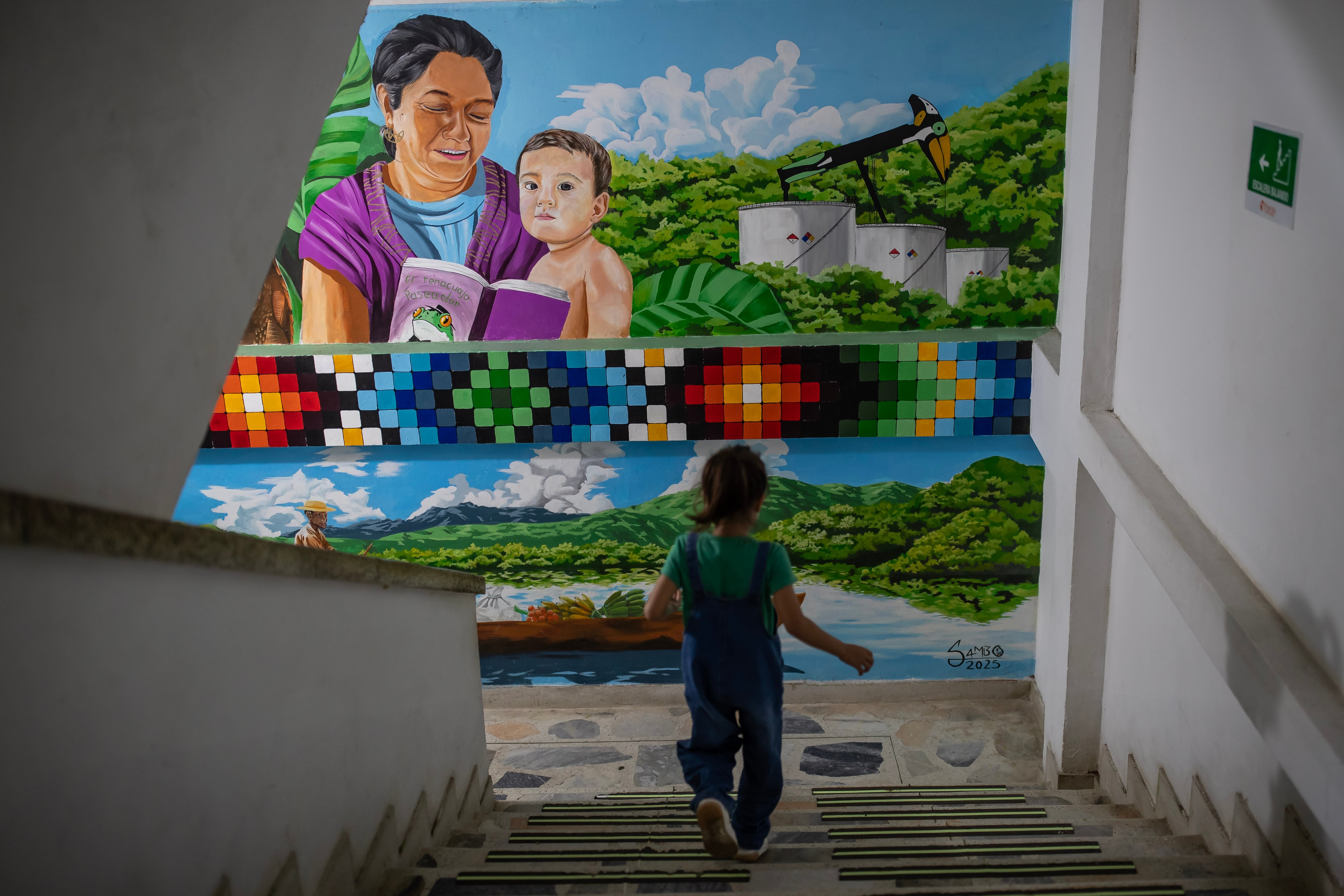 Mural alusivo al petróleo en Orito.