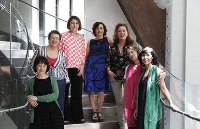 Pilar Adón, Laura Freixas, Clara Usón, Nuria Barrios, Cristina Fallarás, Marta Sanz y Edurne Portela, en la presentación este miércoles de Tsunami.