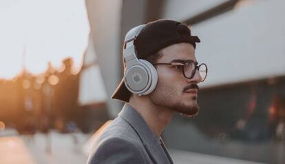 Nuevos Airpods de diadema basados en modelos Beats