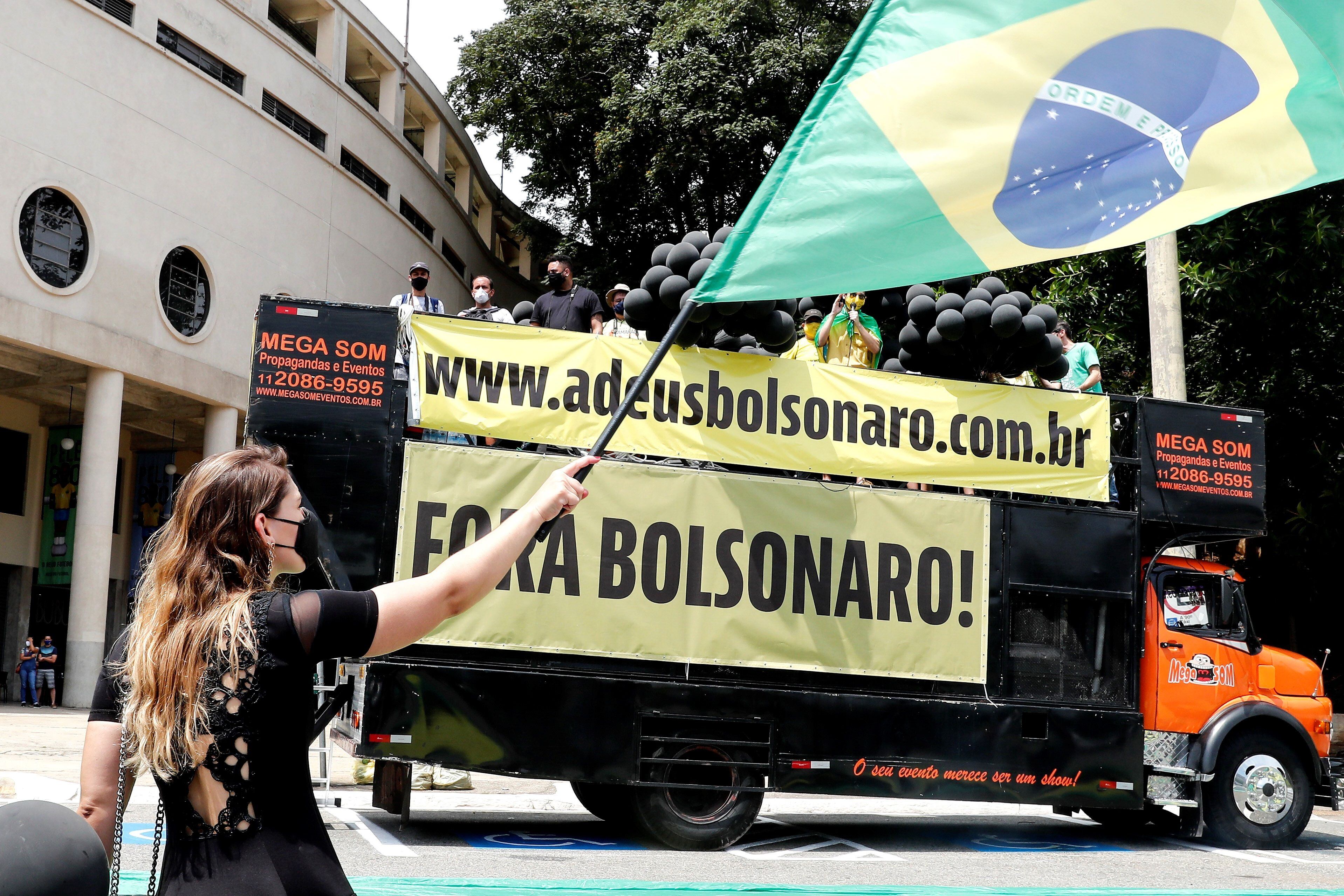 Marcha en favor de destituir a Bolsonaro celebrada este domingo en São Paulo por varios movimientos de derechas. 