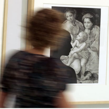 Dos obras de la fotógrafa Cristina Rodero, ayer en el Centro Cultural Bancaixa.