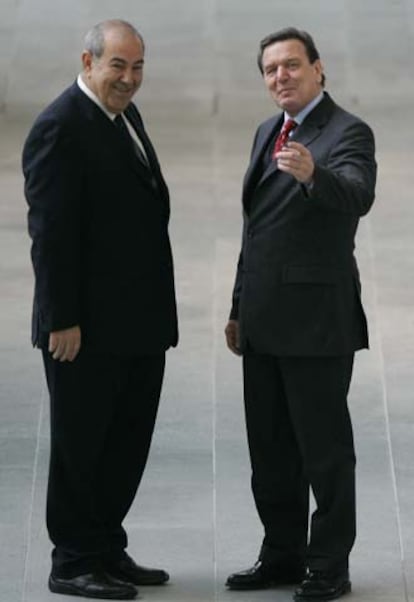 El primer ministro iraquí, Ayad Alaui (izquierda), y Schröder en Berlín.