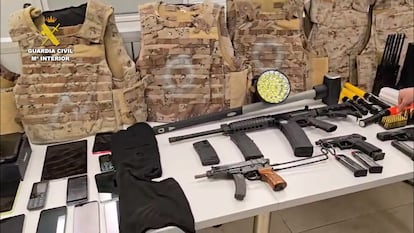 Las armas incautadas a los detenidos en la operación 'Barbados'.
