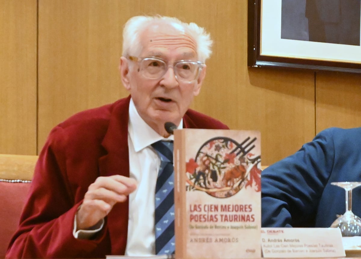 AndrésAmorósによって編集された100の闘牛の詩で、Chenel ‘Dismumple’年|文化