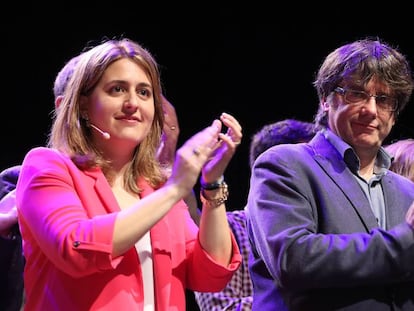 Carles Puigdemont y Marta Pascal en el acto del PDeCat.
