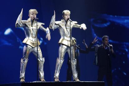 Desde Irlanda, los imposibles Jedward. / EUROVISION TV