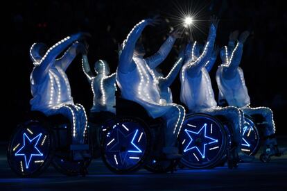 Ceremonia de clausura de los XI juegos Paralímpicos en el Estadio Olímpico Fisht cerca de la ciudad de Sochi, Rusia.