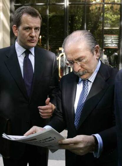 Luis del Rivero, a la derecha, en la junta de Eiffage, en 2007.