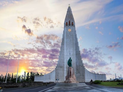 La iglesia luterana de Hallgrímskirkja, en Reikiavik (Islandia).