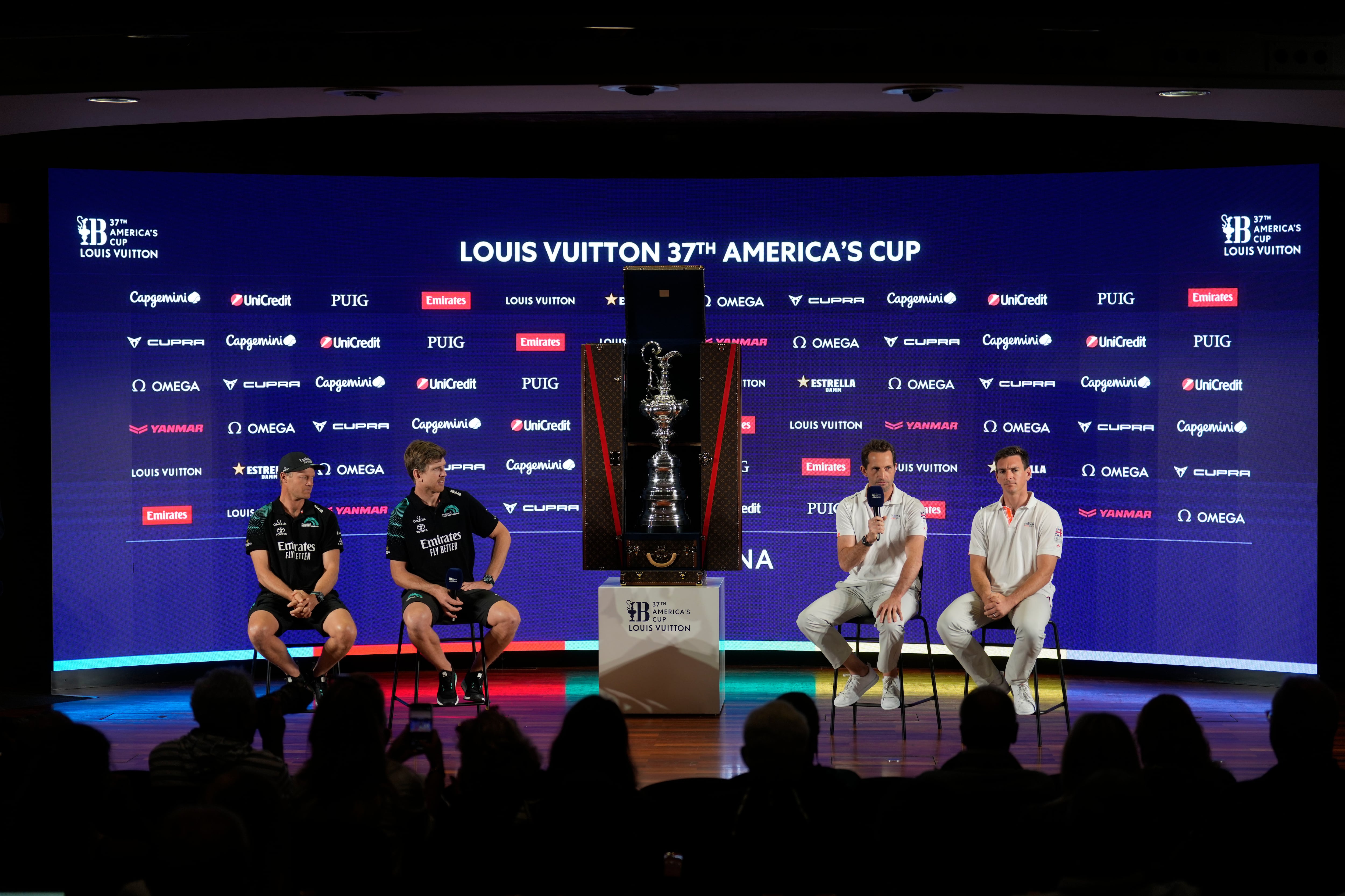 La gran final de la Copa del América: El Team New Zealand se bate contra 173 años de historia