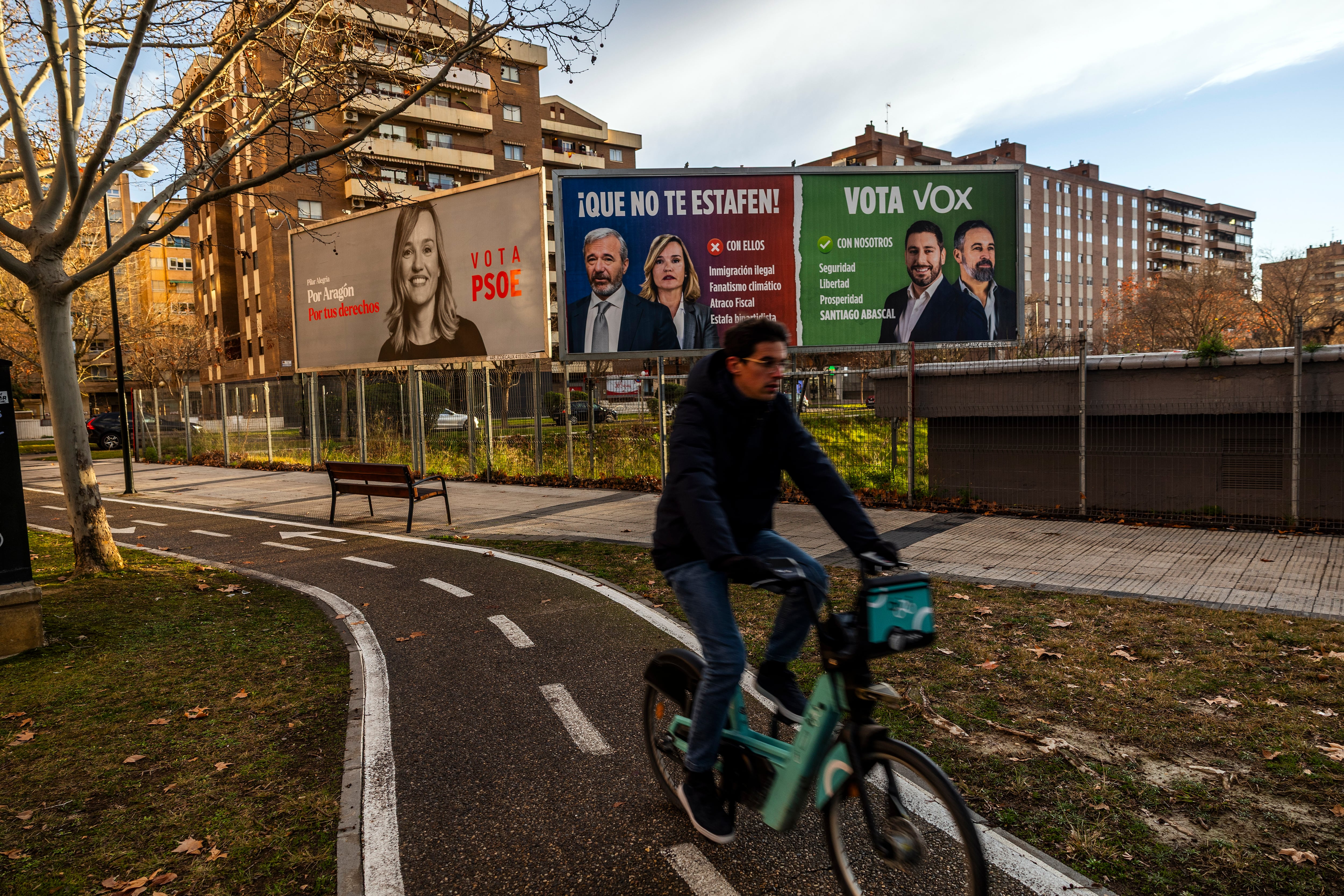 Aragón: 26 anni PSOE, 11 PP, senza mai maggioranze assolute